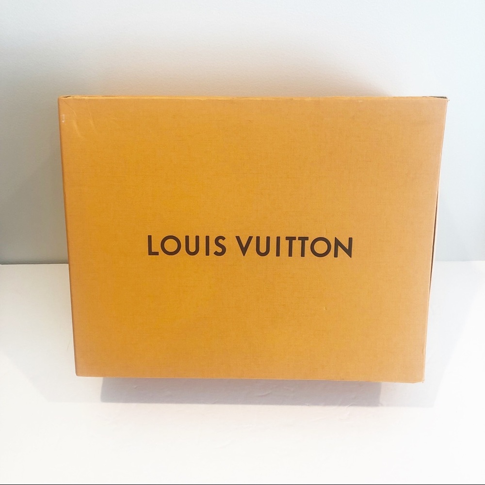 Louis Vuitton Slide Out Box - Picture 1 of 5